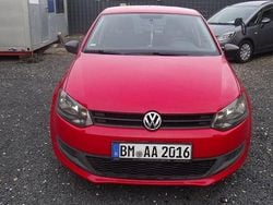 Rot Gebraucht 2009 VW Polo Trendline Limousine | 4.200 € (Etwas zu teuer)