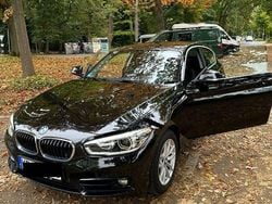 Schwarz Gebraucht 2019 BMW 120 Sport Line Kleinwagen | 16.800 € (Superpreis)