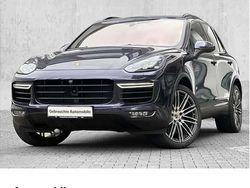 Violett Gebraucht 2017 Porsche Cayenne Turbo SUV | 46.880 €