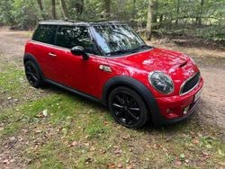 Rot Gebraucht 2010 Mini Cooper S Kleinwagen | 8.500 € (Fairer Preis)