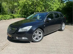 Schwarz Gebraucht 2011 Opel Insignia Kombi | 4.290 € (Fairer Preis)
