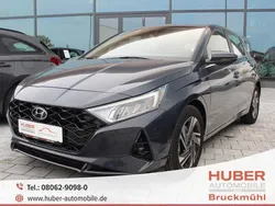 Grau Gebraucht 2022 Hyundai i20 Trend | 16.969 € (Fairer Preis)