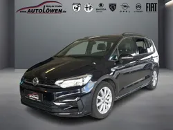 Schwarz Gebraucht 2019 VW Touran Highline Van / Kleinbus | 30.000 € (Teuer)