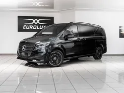 Schwarz Neu 2024 Mercedes V300 AMG line Van / Kleinbus | 115.192 € (Etwas zu teuer)