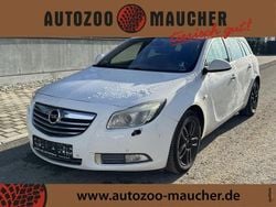 Schneeweiss/summitwhite/arctic Gebraucht 2011 Opel Insignia Innovation Kombi | 2.500 € (Superpreis)