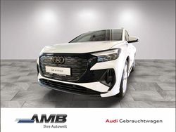 Gletscherweiß metallic Gebraucht 2023 Audi Q4 e-tron S-Line SUV | 39.870 € (Fairer Preis)