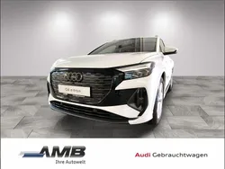 Gletscherweiß metallic Gebraucht 2023 Audi Q4 e-tron S-Line SUV | 42.650 € (Teuer)