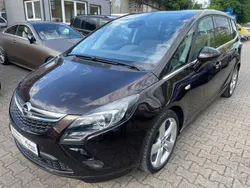 Braun Gebraucht 2013 Opel Zafira Tourer Innovation Van / Kleinbus | 11.900 € (Fairer Preis)