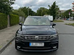 Schwarz Gebraucht 2017 VW Tiguan R SUV | 31.900 € (Teuer)