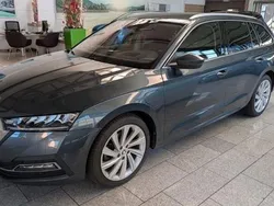 Grau Gebraucht 2021 Skoda Octavia Style Kombi | 24.449 € (Superpreis)