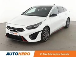 Weiß Gebraucht 2023 Kia ProCeed Kleinwagen | 30.590 € (Fairer Preis)