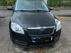 Schwarz Gebraucht 2008 Skoda Fabia Limousine | 2.490 €