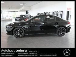 Nachtschwarz Gebraucht 2023 Mercedes A200 AMG Limousine | 46.900 €