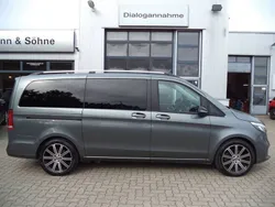 Grau metallic Gebraucht 2021 Mercedes V250 Edition Van / Kleinbus | 64.990 €