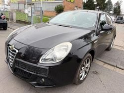 Schwarz Gebraucht 2011 Alfa Romeo Giulietta Turismo Limousine | 4.290 € (Fairer Preis)