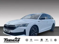 Weiß Gebraucht 2025 Skoda Octavia SportLine Kombi | 41.800 € (Teuer)