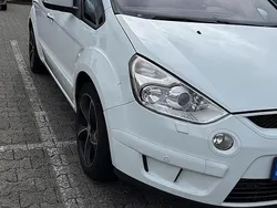 Weiß Gebraucht 2009 Ford S-MAX S Van / Kleinbus | 2.700 € (Guter Preis)