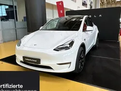 Weiß Gebraucht 2022 Tesla Model Y Long Range SUV | 36.600 € (Etwas zu teuer)