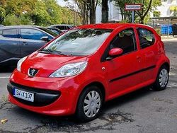 Rot Gebraucht 2006 Peugeot 107 Kleinwagen | 2.799 € (Etwas zu teuer)