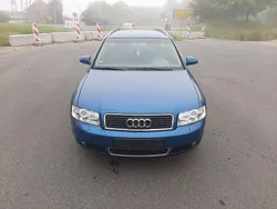Blau Gebraucht 2003 Audi A4 Kombi | 990 € (Guter Preis)