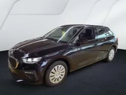 Black magic perleffekt Gebraucht 2025 Skoda Scala Essence Kleinwagen | 17.840 € (Guter Preis)
