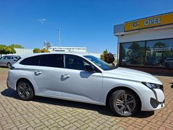 Weiß Gebraucht 2024 Peugeot 308 Allure Kombi | 19.890 € (Superpreis)