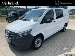 Weiß Gebraucht 2021 Mercedes Vito Van / Kleinbus | 22.848 € (Fairer Preis)