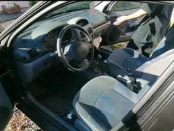 Schwarz Gebraucht 2001 Renault Clio II Kleinwagen | 550 €