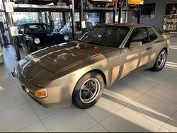 Beige Gebraucht 1984 Porsche 944 Coupé | 16.000 €
