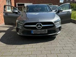 Grau Gebraucht 2019 Mercedes A180 Progressive Limousine | 21.490 € (Fairer Preis)