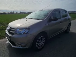 Beige Gebraucht 2014 Dacia Sandero Essentiel Kleinwagen | 5.000 € (Fairer Preis)