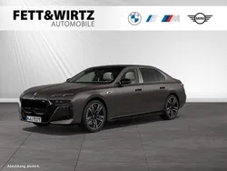 Grau Gebraucht 2025 BMW i7 Comfort Edition Limousine | 111.999 € (Guter Preis)