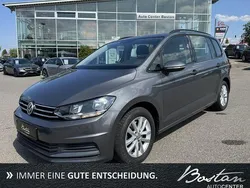 Grau Gebraucht 2015 VW Touran Comfortline Van / Kleinbus | 19.900 € (Fairer Preis)