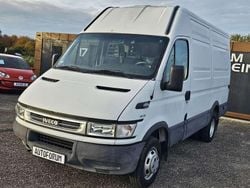 Weiß Gebraucht 2006 Iveco Daily Van | 6.700 € (Guter Preis)