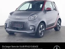 Grau Gebraucht 2024 Smart ForTwo Electric Drive Exclusive Cabrio | 19.450 € (Fairer Preis)