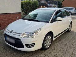 Weiß Gebraucht 2009 Citroën C4 Limousine | 2.500 € (Fairer Preis)