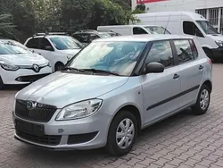 Silber Gebraucht 2011 Skoda Fabia Cool Edition Kleinwagen | 4.650 € (Fairer Preis)