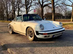 Weiß Gebraucht 1983 Porsche 911 Carrera Coupé | 79.900 €
