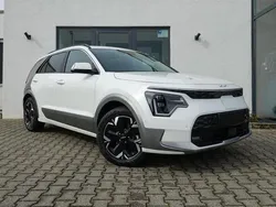 Metallic Gebraucht 2023 Kia e-Niro Inspiration SUV | 34.920 € (Fairer Preis)