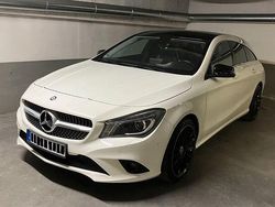 Weiß Gebraucht 2015 Mercedes CLA220 Shooting Brake Kombi | 14.900 € (Fairer Preis)