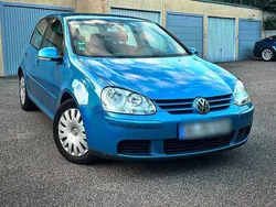 Blau Gebraucht 2003 VW Golf IV Kleinwagen | 3.600 € (Etwas zu teuer)