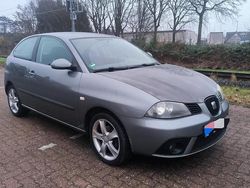 Grau Gebraucht 2007 Seat Ibiza Limousine | 1.800 € (Fairer Preis)