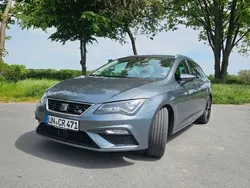 Grau Gebraucht 2018 Seat Leon ST FR Kombi | 12.500 € (Guter Preis)