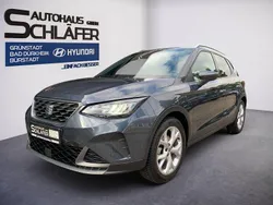 Grau Gebraucht 2024 Seat Arona FR SUV | 18.380 € (Guter Preis)