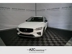 Weiß Gebraucht 2020 Volvo V60 R-Design Kombi | 26.950 € (Fairer Preis)