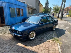 Blau Gebraucht 1991 BMW 325 Limousine | 13.000 €