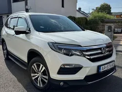 Weiß Gebraucht 2018 Honda Pilot SUV | 45.500 €