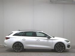 Weiss Gebraucht 2022 Cupra Leon VZ Limousine | 22.280 € (Guter Preis)