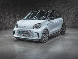 Weiß Gebraucht 2021 Smart ForFour Electric Drive Prime Exclusive Limousine | 15.222 € (Etwas zu teuer)