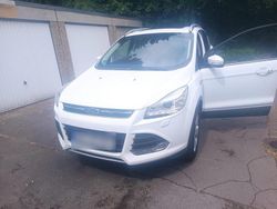 Weiß Gebraucht 2014 Ford Kuga SUV | 7.500 € (Guter Preis)